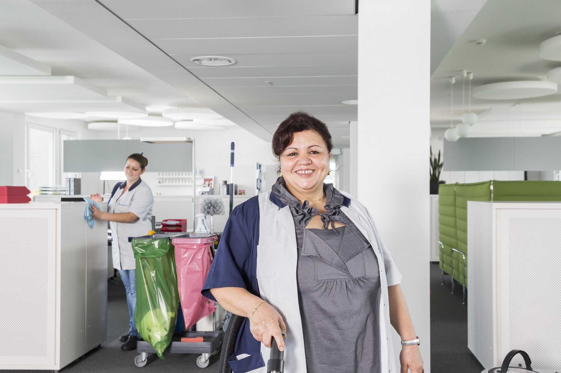 Gebäude Service Mitarbeiterinnen